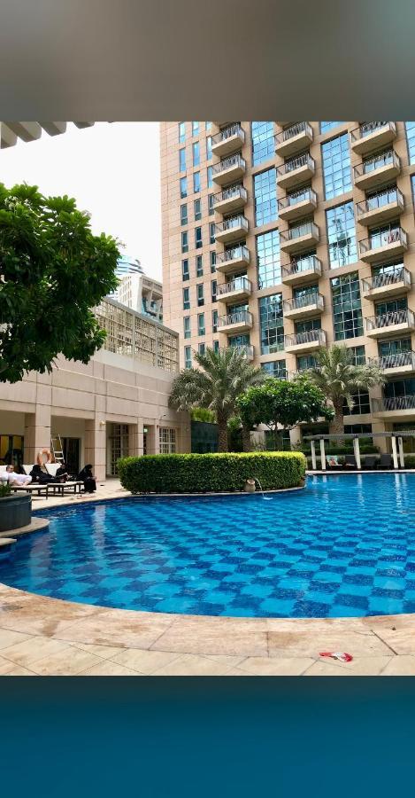 Standpoint Tower Apartment Opposite Burj Khalifa Dubai Exterior foto
